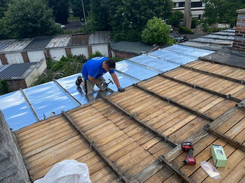 2- Plateforme en zinc - pendant
